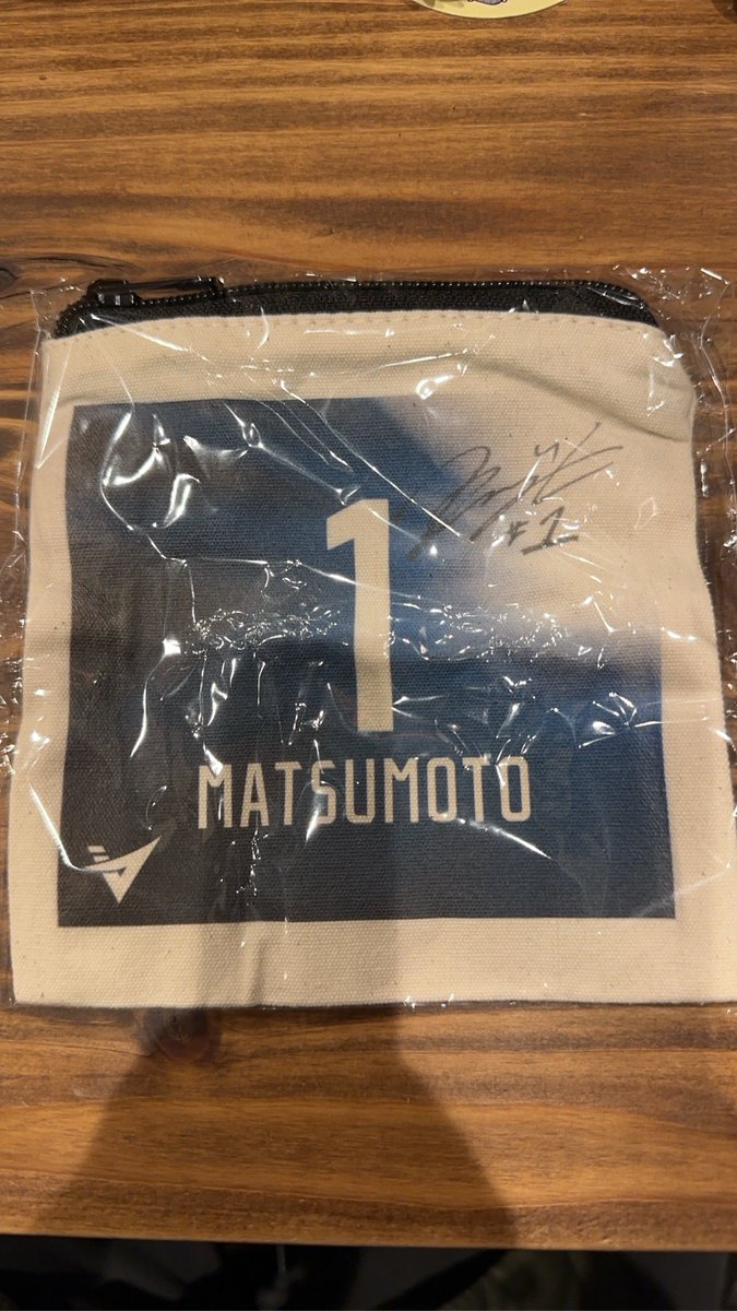 長崎ヴェルカ 交換 買取

譲▶︎画像

求▶︎アクリルパネル5
       タオルキー18
       くじアクスタ18、くじ絵馬5or18
       ロッカーキー買取
       シール&amp;缶バッジ18の缶バッジ
       ポーチ18

基本交換優先で考えてます🙇‍♂️
2/1の広島戦、3/8アルバルク戦います！

 #長崎ヴェルカ #交換