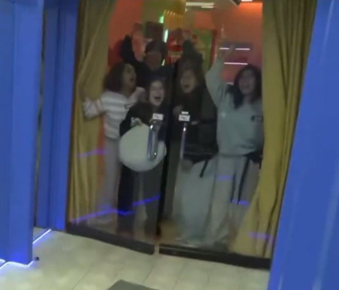 this is so funny to me 😭 the capeath effect

#PBBCollab20SpecialMeal