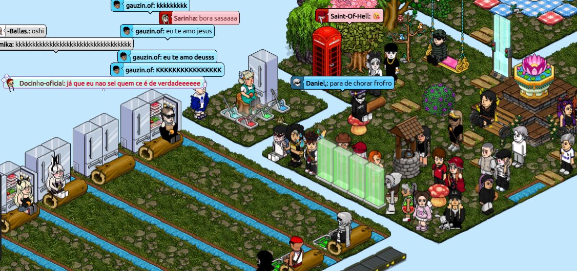 🍍 JOGO DA FRUTA 

Ontem realizamos nosso jogo da fruta valendo raros no Habblet. 🎉
Foram + de 60 players marcando presença e prestigiando a Adidas! ✨

E já fica o convite: toda Quinta teremos um evento diferente pra todos participarem! 🔜 #VemPraAdidas