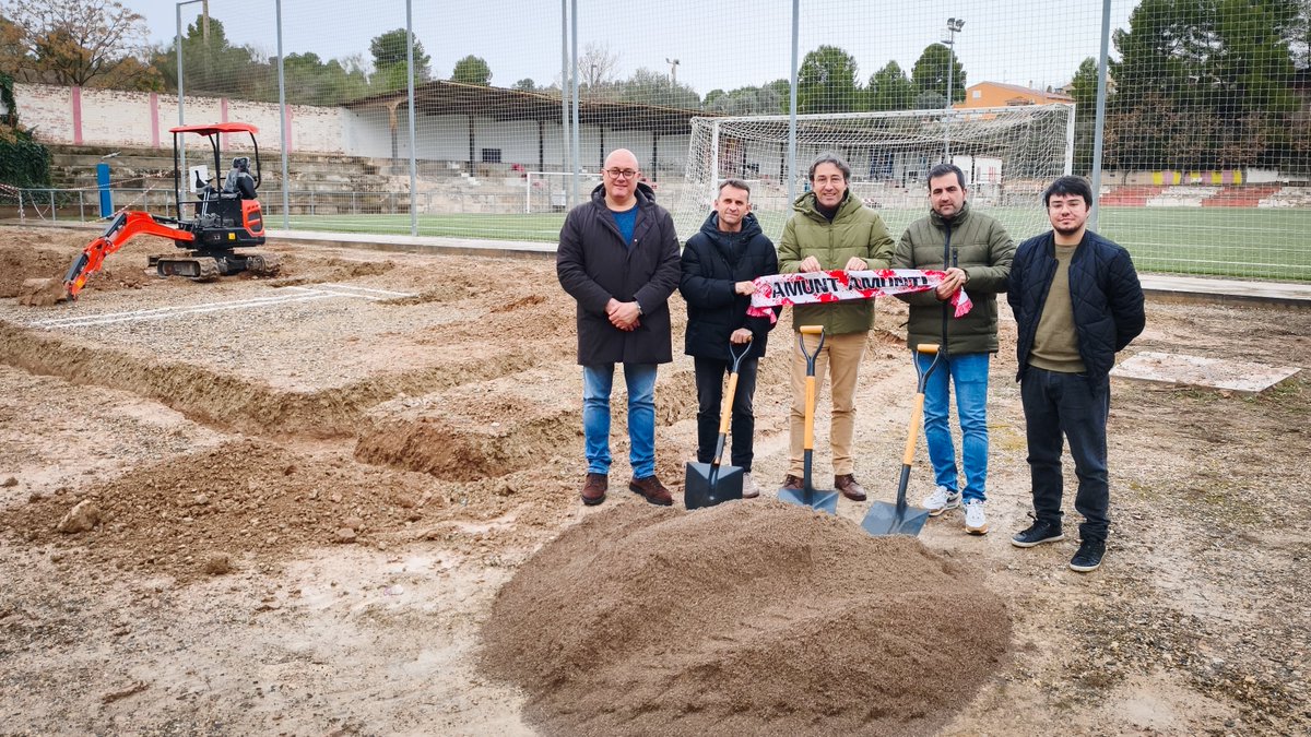 🗞️ Ja han començat les obres dels nous vestidors del Camp d'Esports La Ventonella, un projecte clau per millorar les instal·lacions esportives i que compta amb el finançament del PUOSC de <a href="/gencat/">Generalitat de Catalunya</a>  i de <a href="/Dipta_cat/">Diputació de Tarragona</a> .

▶️ NOTÍCIA flix.cat/2026/01/30/tre…