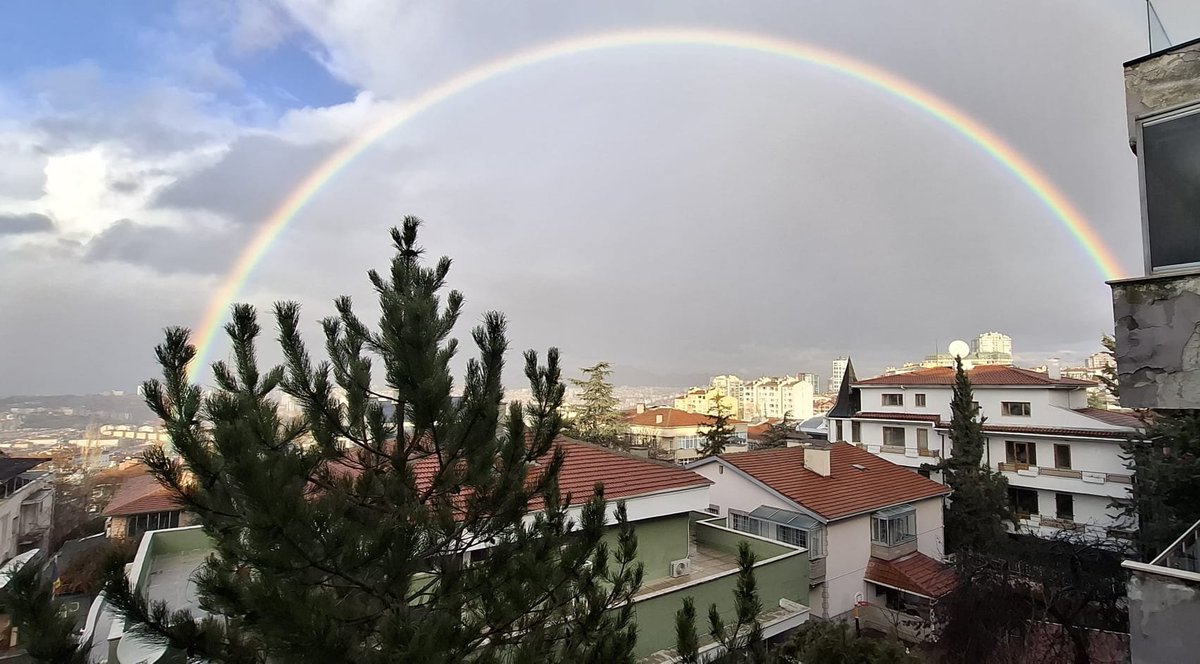 Başkent semaları renklendi
#rainbow #gökkuşağı