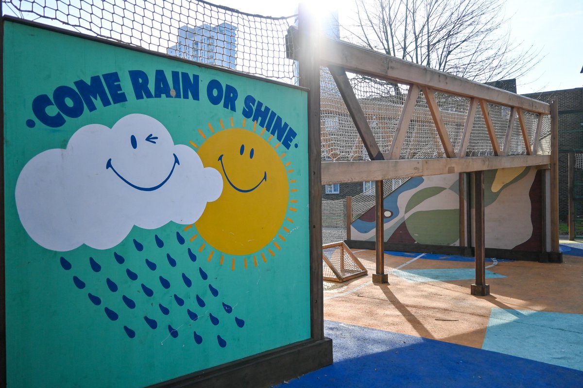 Newham London 💙 tweet media