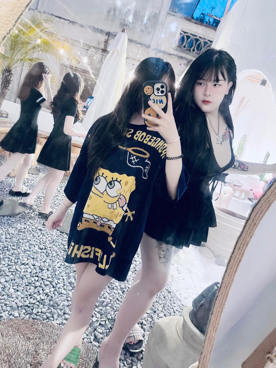 VyMeoo9969's tweet photo. 2 bé cần partner siuuu dămm 😤 https://t.co/bPMSzqUJjn