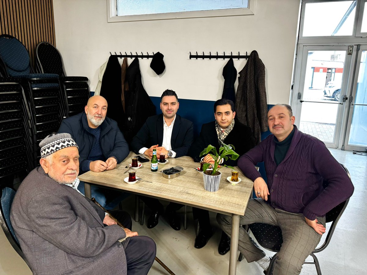 Hemşehriliğin kıymetiyle, gönülden gönüle uzanan samimi bir hasbihâl ettik… 
Cumanız mübarek olsun.