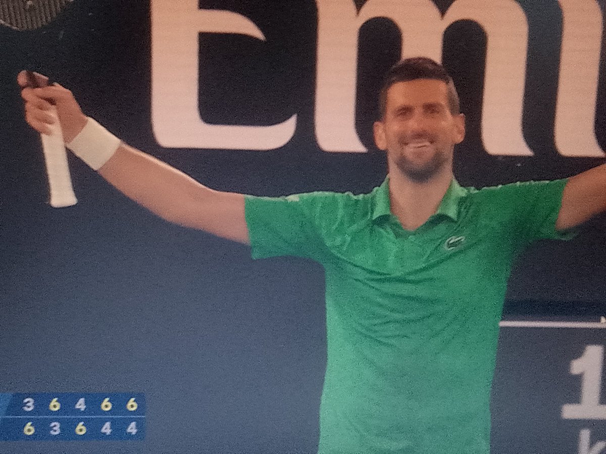 pfgh1736740's tweet photo. This uncle still got it
Novak Djokovic the 🐐
#austr https://t.co/QElvUuY7tM