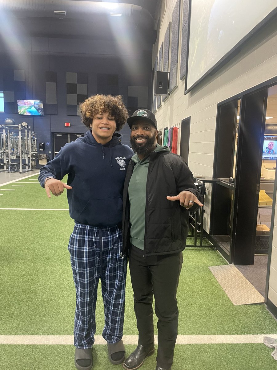 Larry Jones tweet media