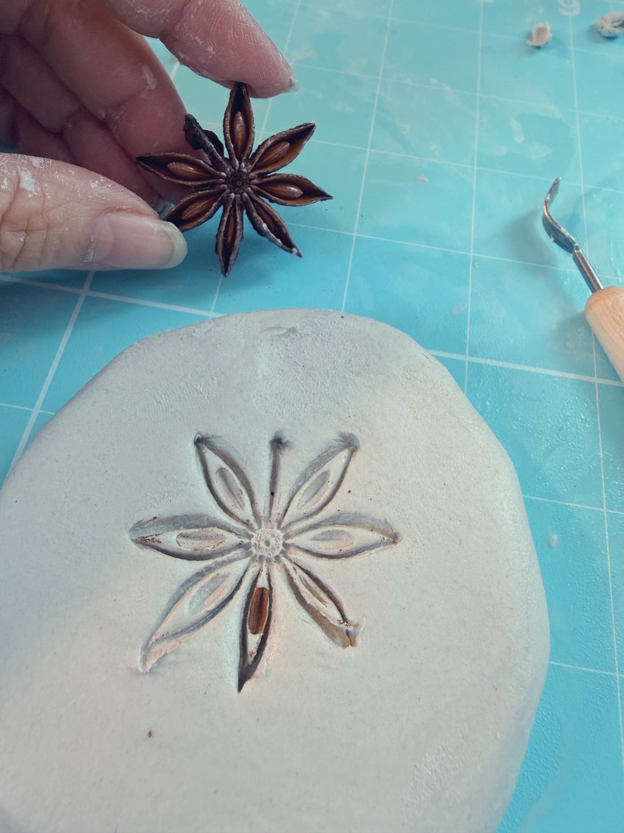 StrikeBelow's tweet image. We’re doing a lot of things at the farm these days: land stewardship planning (trees!), prepping for egg laying chickens, seed selecting for a phased-in kitchen garden, planning minor barn restoration, and prepping the pastures and meadow for sheep and bees in years 2 and 3.…