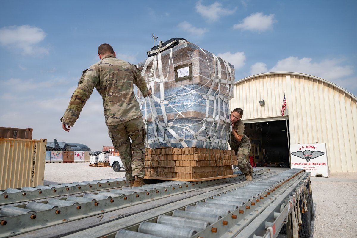 USNationalGuard's tweet photo. Check out some of the best photos from around the National Guard this week!

📸https://t.co/n4KXpwPPaZ https://t.co/gl0owVbB8U