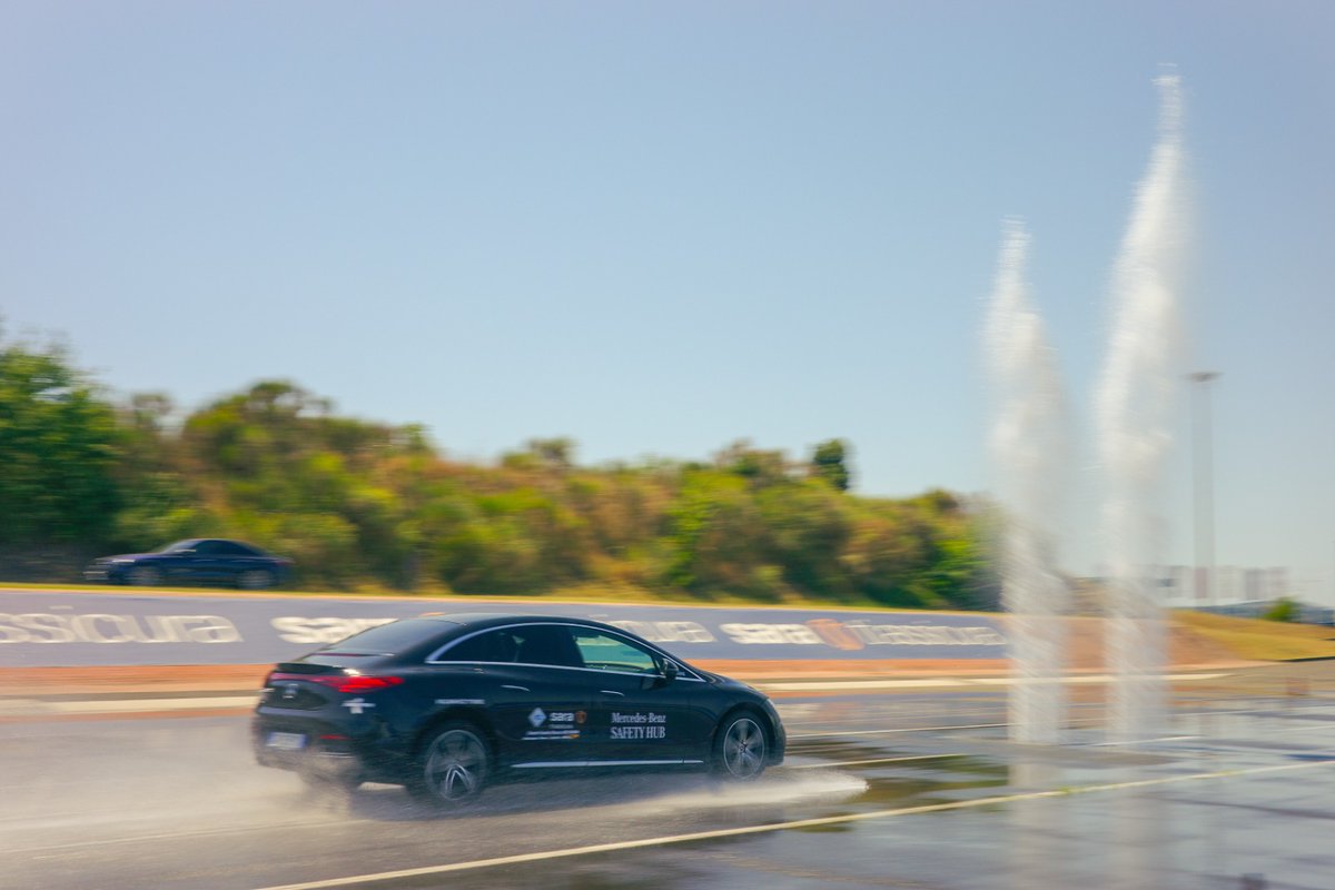 ✅️L’offerta formativa di Ebit Lazio è ancora più ricca! 

🚙 Ai 556 corsi divisi in 8 macroaree si aggiunge una novità importante: un Master di Guida Sicura Auto presso il Centro ACI SARA di Vallelunga.

➡️ Info: ebitlazio.it/formazione/cor…