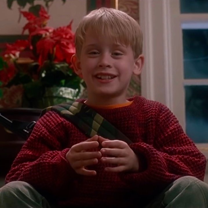 Il messaggio di Macaulay Culkin dopo la morte di Catherine O'Hara:

"Mamma. Pensavo che avessimo tempo. Ne volevo di più. Volevo sedermi su una sedia accanto a te. Ti ho sentita. Ma avevo ancora così tanto da dire. Ti voglio bene. Ci vediamo più tardi"