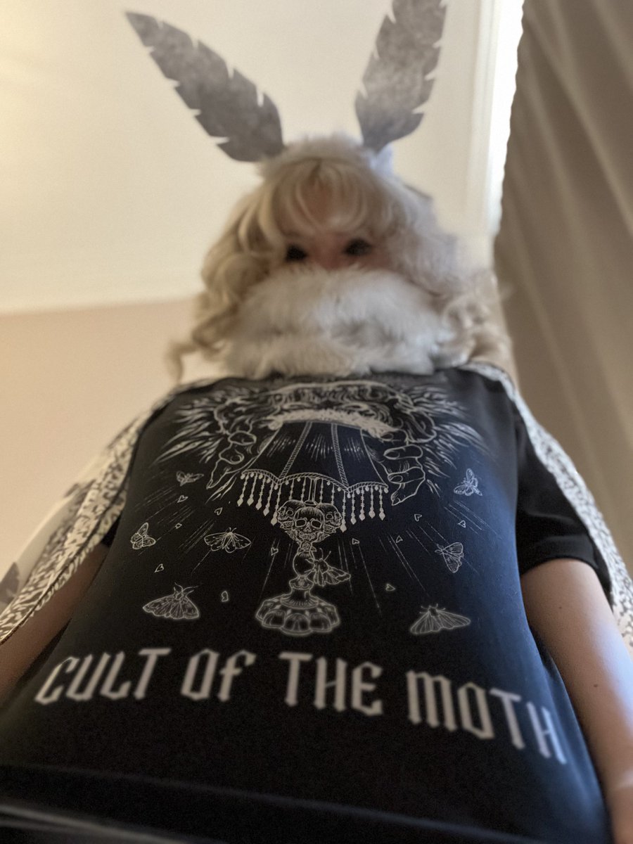 kvwviiju's tweet photo. join the cult of thaaAAAH https://t.co/xV2BOv6lil