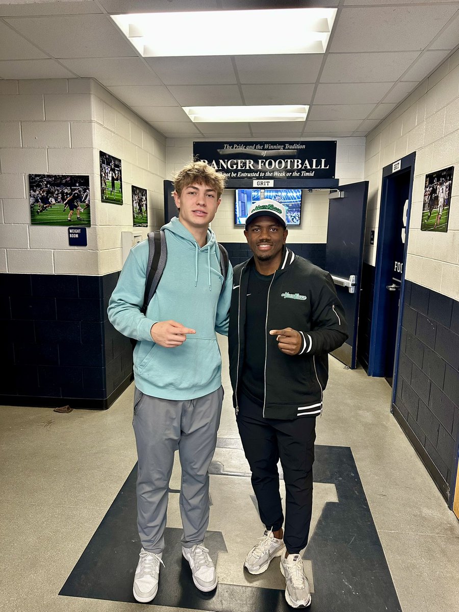 ℋ𝓊𝓃𝓉ℯ𝓇 ℋ𝒶𝓊ℊ tweet media