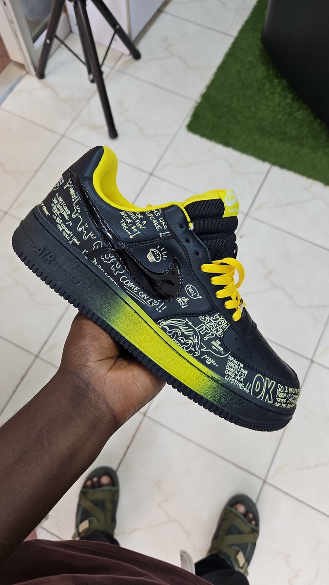 Mtedjoe040's tweet photo. Let me be your ONLINE SHOP PLUG 
CONTACT +256-780-937767 https://t.co/dVN2eEqMrg