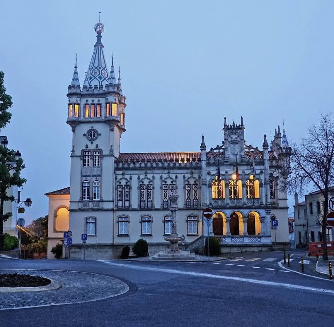 alentejo_1970's tweet image. Anoitecer em #Sintra... Lindo! ✨