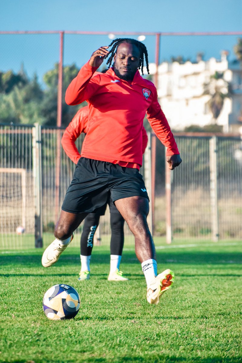 Victor Moses tweet media