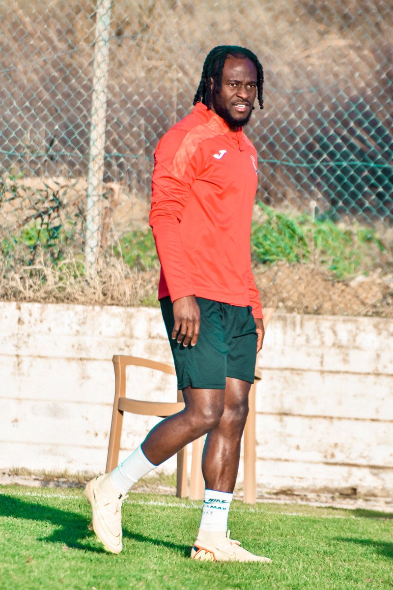 Victor Moses tweet media