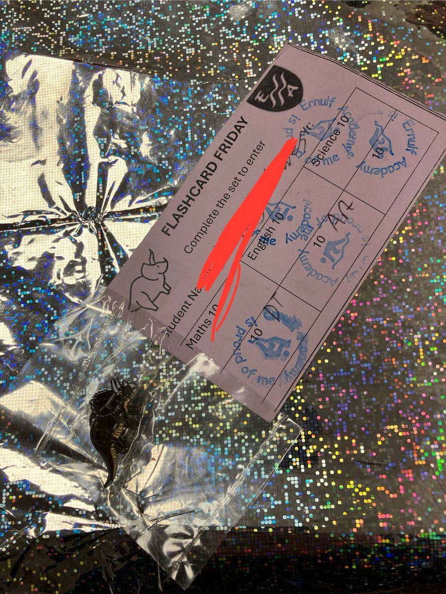 MrMCox13's tweet photo. More flash card Friday action @AstreaErnulf today. Plus our first scholar earning the Scholarsceratops badge! He kept coming back for more and more quizzing until he got that badge! He immediately set his sites on the 25 card Scholarsaurus https://t.co/YoV2841NYr