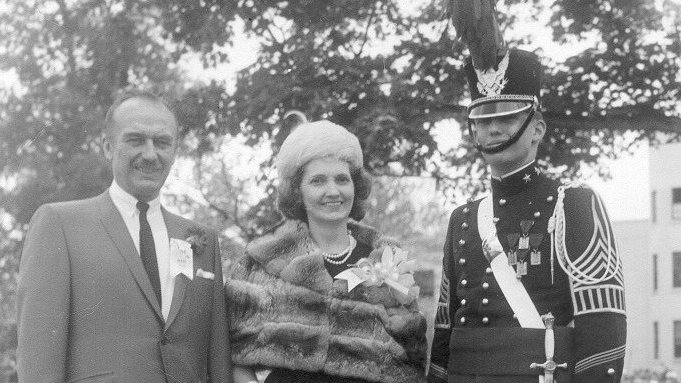 woodeye2u tweet media