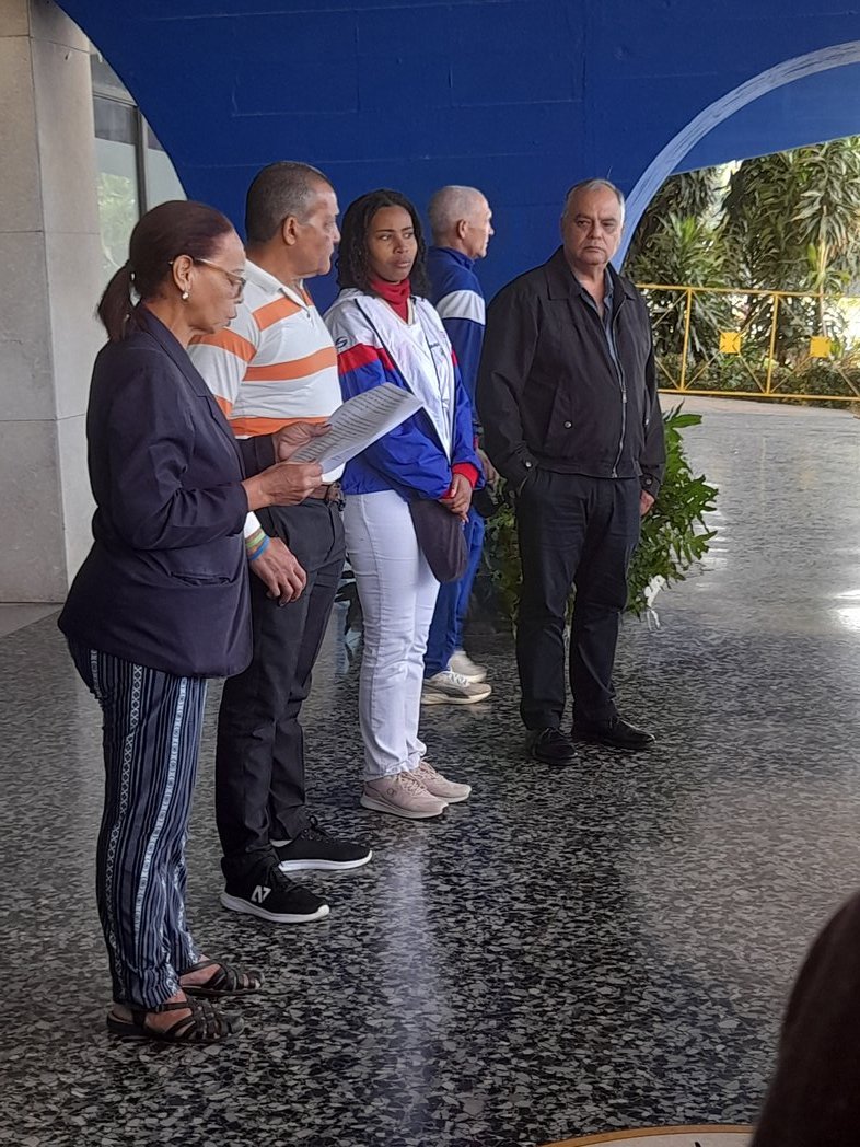 Previo al balance del sistema d Auditoría del INDER se realizó acto d repudio contra decisión d Trump d boicotear la venta d combustible a Cuba <a href="/ContraloriaCuba/">Contraloría Cuba</a> <a href="/MarbanMirian/">Mirian Marbán González</a> <a href="/GladysBejerano/">Gladys María Bejerano Portela</a>