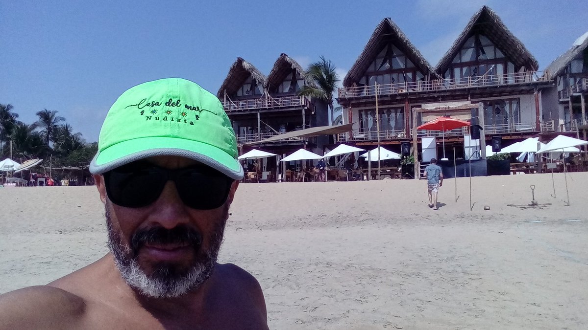 LaCasaDelMarNud's tweet photo. #SiNosVenNosSaludan #zipolitebeach #zipolite2026 #zipo https://t.co/qEozUWq9ll