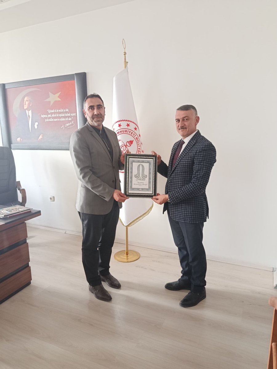 📍Patnos ilçe başkanımız <a href="/gultek_ibr45538/">İbrahim Gültek</a>  ile  ilçe milli eğitim müdürümüz sayın Yüksel Zorlu’yu ziyaret ettik.
📌Misafirperverliğinden ve ilgilerinden dolayı teşekkür eder,yeni görevinde muvaffakiyetler dileriz.
<a href="/onderihl/">ÖNDER</a> <a href="/aceylantr/">Abdullah Ceylan</a> <a href="/hasan_kokrek/">Hasan Kökrek</a> <a href="/Turgutzm2/">Turgut Özmüş</a> <a href="/agrimem/">AĞRI MEM</a> <a href="/YkselZorlu/">Yüksel Zorlu</a>