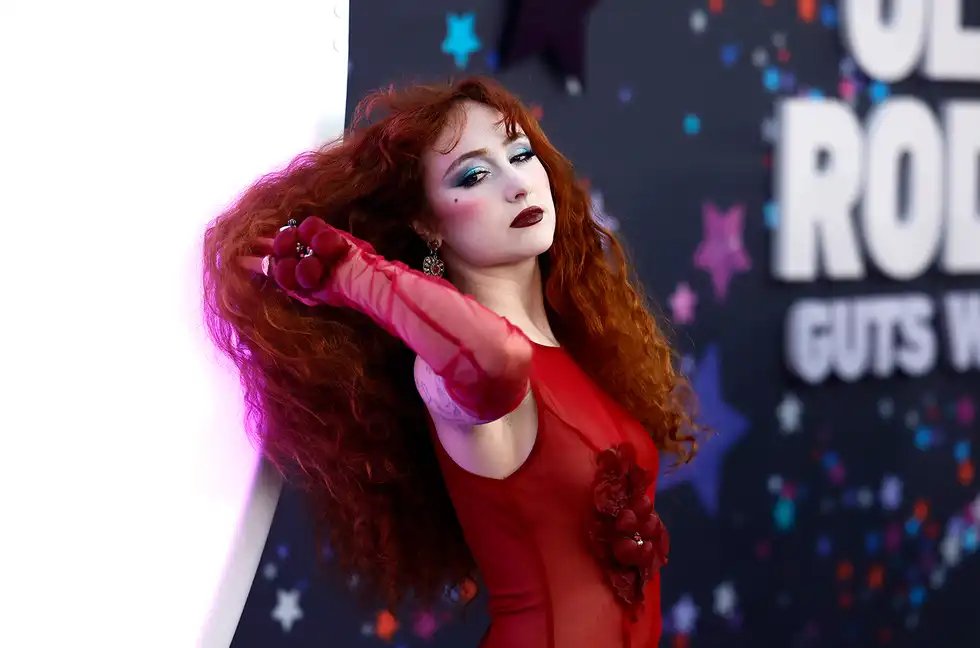 Chappell Roan is reportedly headlining next <a href="/Fortnite/">Fortnite</a> Festival Season, starting February 5

Will you be the one saying "Good Luck, Babe!" to your crown? 🦄🏰✨