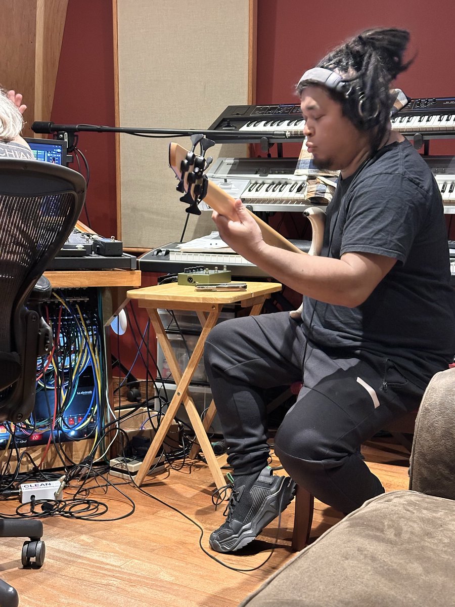oakwoodstudios's tweet photo. Had a great time recording with the new Clean DI from Pinstripe Pedals! https://t.co/QPsjpnULxY