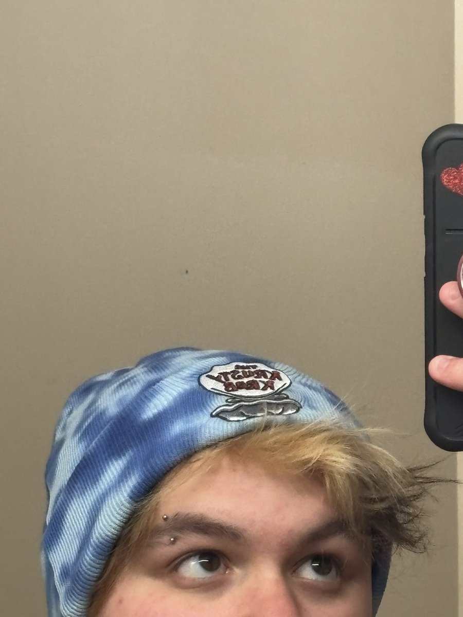 tolucafog's tweet photo. My hat #myhat https://t.co/KuKoEI9NeQ