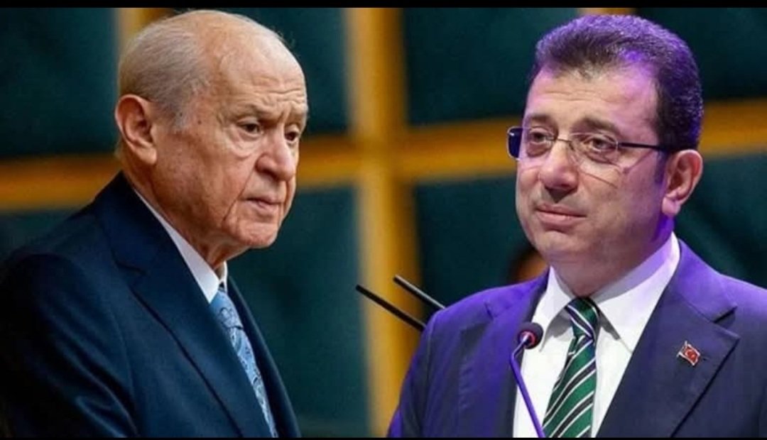 APOYU MECLİSE DAVET EDEN 
BAHÇELİ NİN. "İMAMOĞLU GÖREVDEN AFFINI İSTESİN" SÖZLERİNE KARŞILIK, ESKİ  İSTANBUL ÜLKÜ OCAKLARI BAŞKANI RECEP ÖZTÜRK'ÜN BAHÇELİ'YE CEVABI;

İyi dersin, güzel dersin, vede hoş  dersin emma... Boş Dersin!
O, senin gibi kralın  muhafızı filan değil ki,