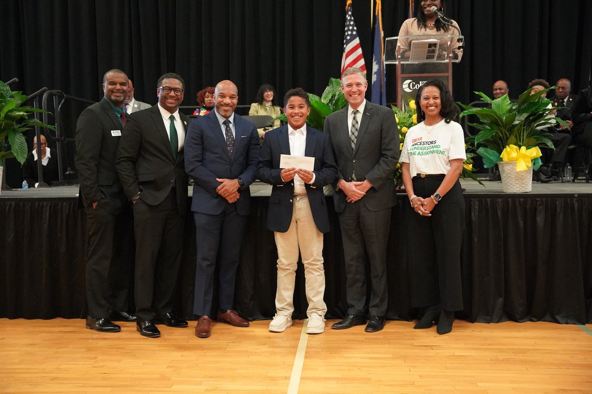 RichlandOne's tweet photo. Richland One students and schools shined during the @CityofColumbia's 38th Annual Dr. Martin Luther King, Jr. Celebration! 🌟 #RisingTogether

Read more: https://t.co/T3Tz0xDqvA https://t.co/kzQnaVJfkI