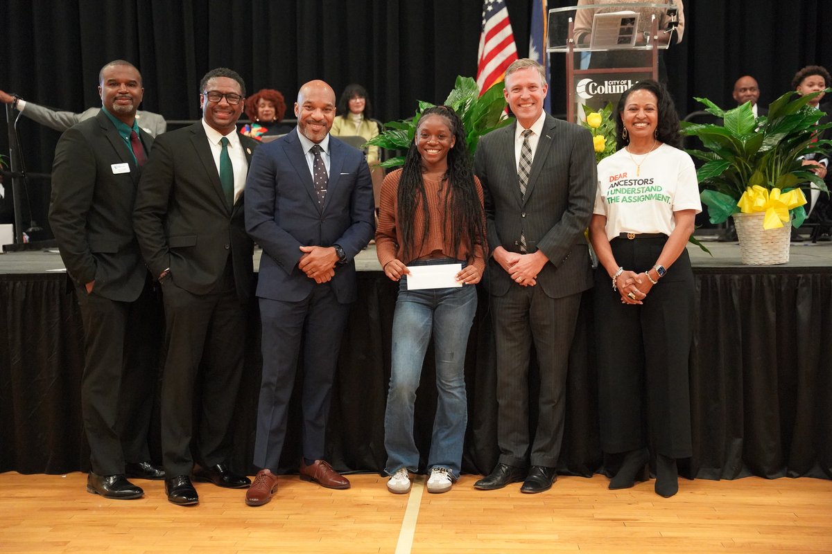 RichlandOne's tweet photo. Richland One students and schools shined during the @CityofColumbia's 38th Annual Dr. Martin Luther King, Jr. Celebration! 🌟 #RisingTogether

Read more: https://t.co/T3Tz0xDqvA https://t.co/kzQnaVJfkI