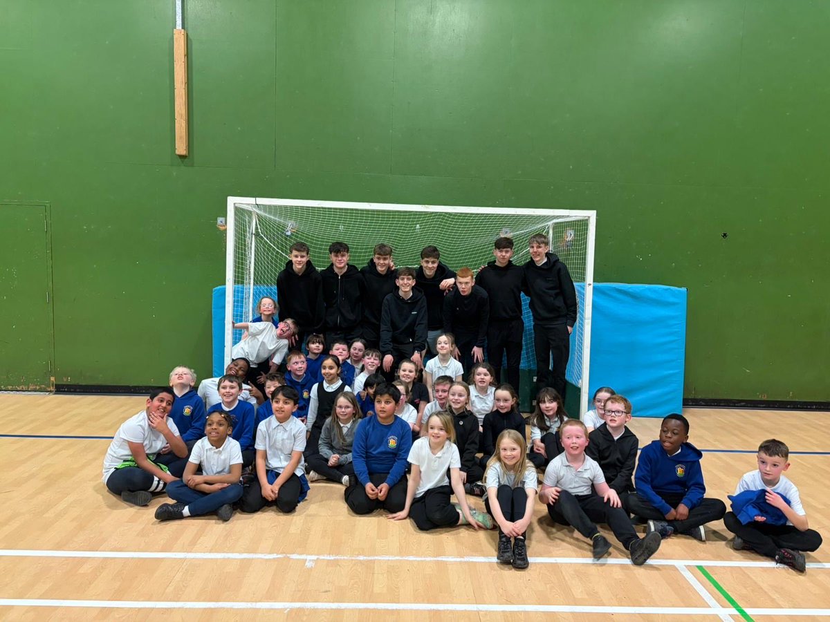 Grove Academy PE tweet media