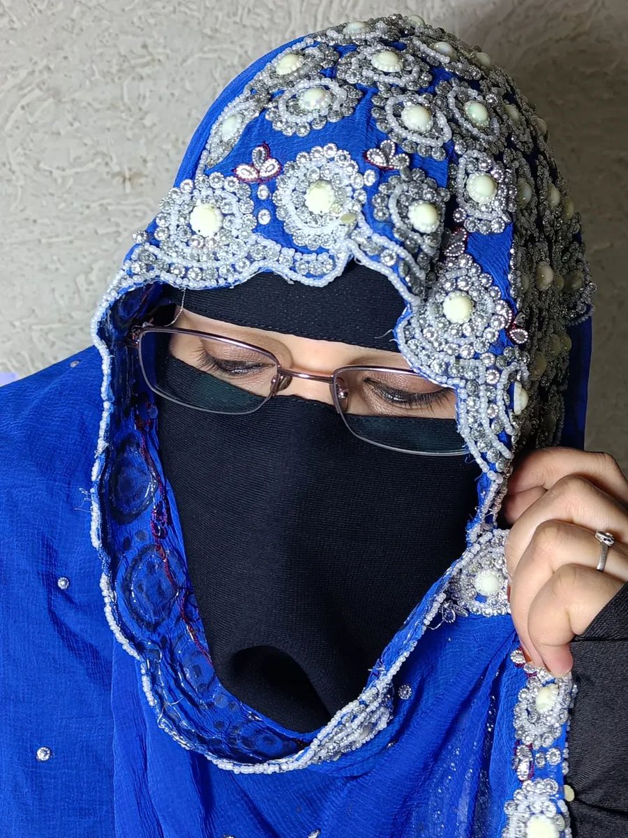 اسلام میں عورت کو House Wife,,نہیں کہا گیا اسلام میں عورت کو کہا گیا ہے ربط البیت،، جس کا مطلب ہے گھر کی ملکہ۔  ✨