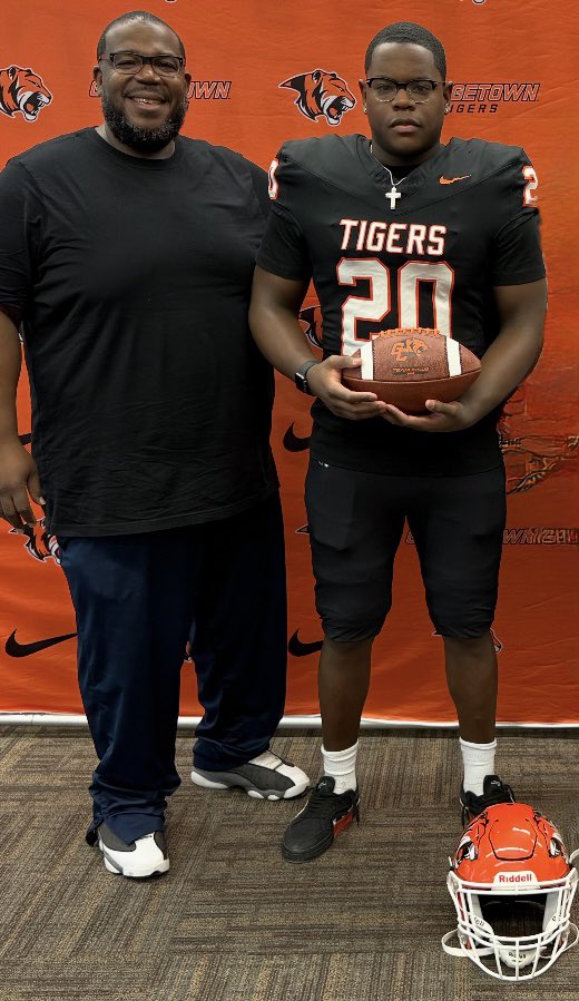 JeremiahEllington tweet media