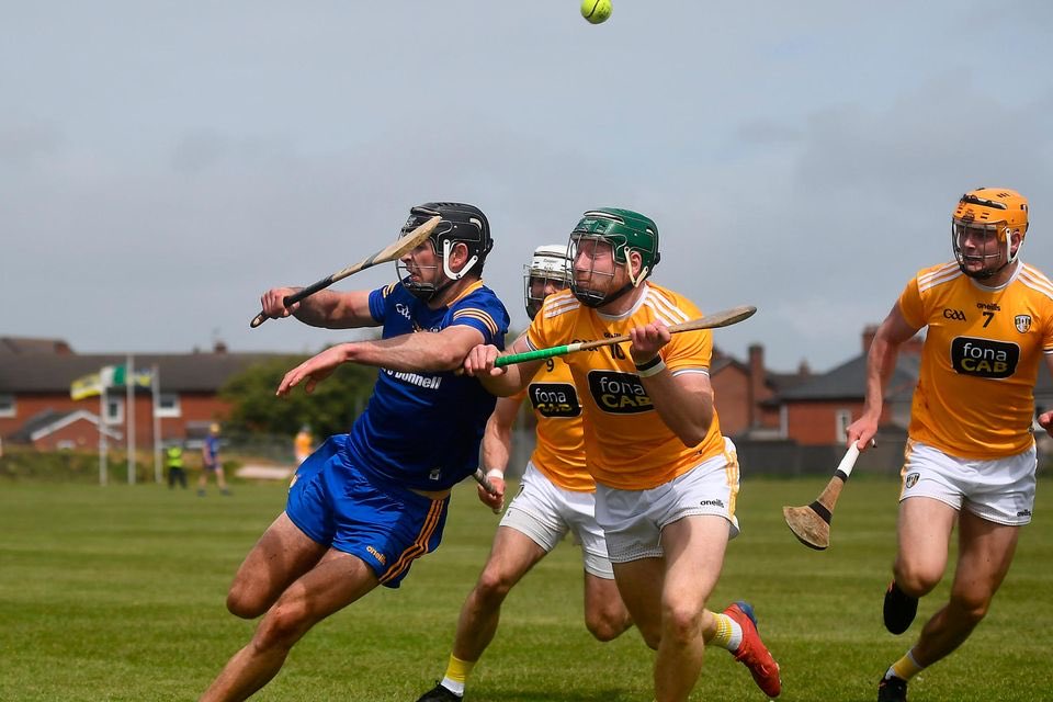 CLUB CLARE tweet media