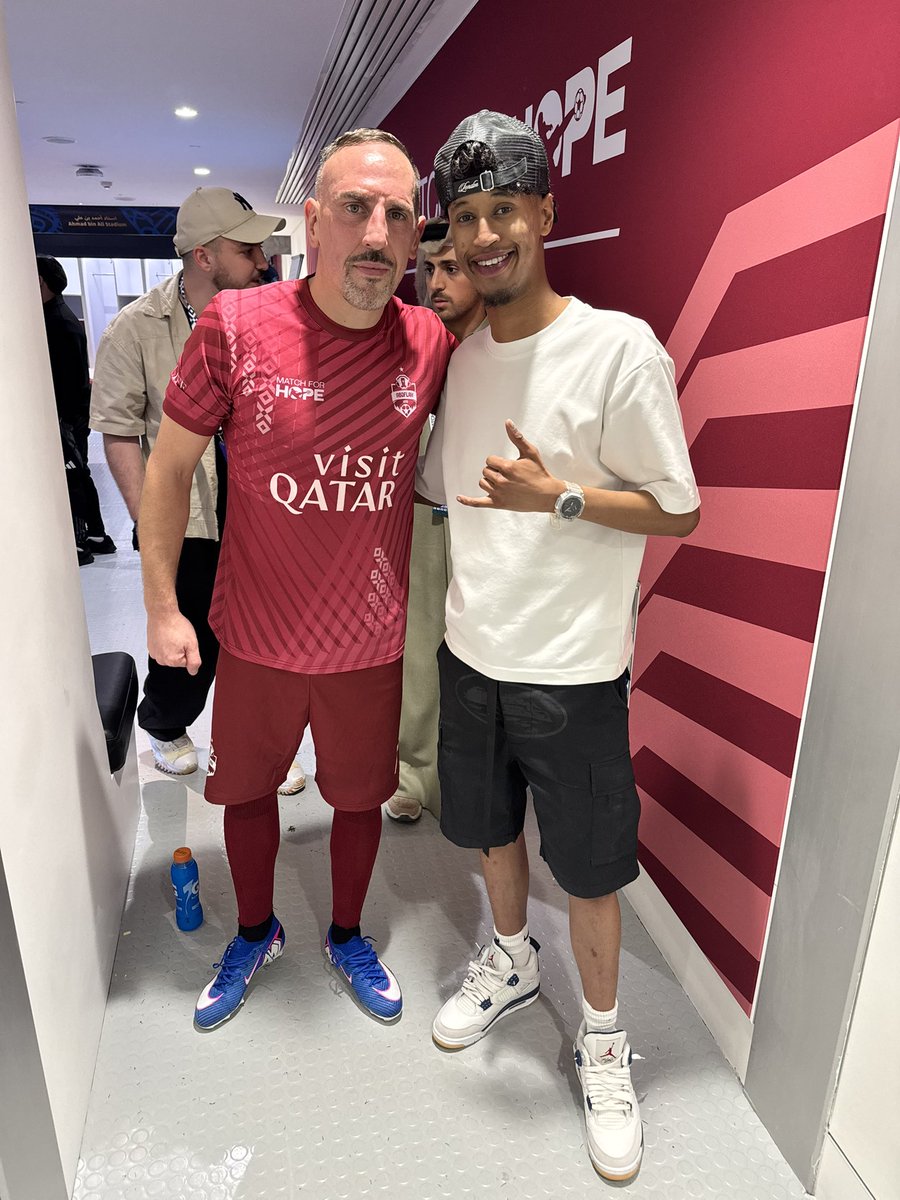 Max Khadar tweet media