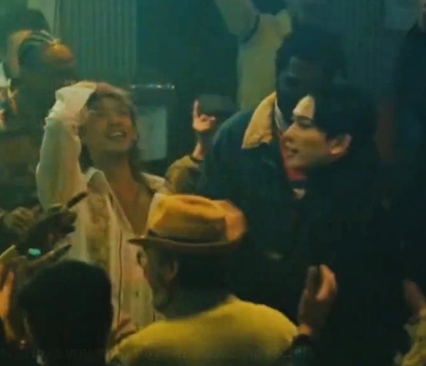 suzuki quite literally losing his mind when sugiki does a little twirl.. oh his downbadism was incurable even at that point