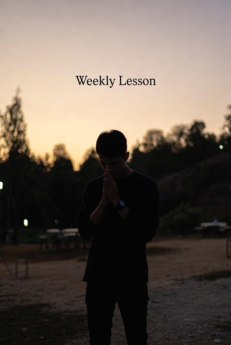 🌙 Evening
                       GN CT
Weekly reflection 🌙
What’s one lesson this week taught you —
not just in trading, but personally?