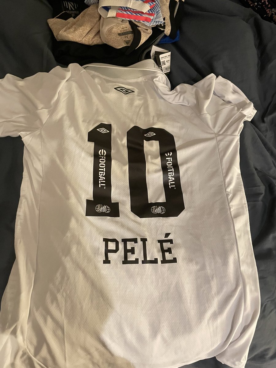 Ben Smith tweet media