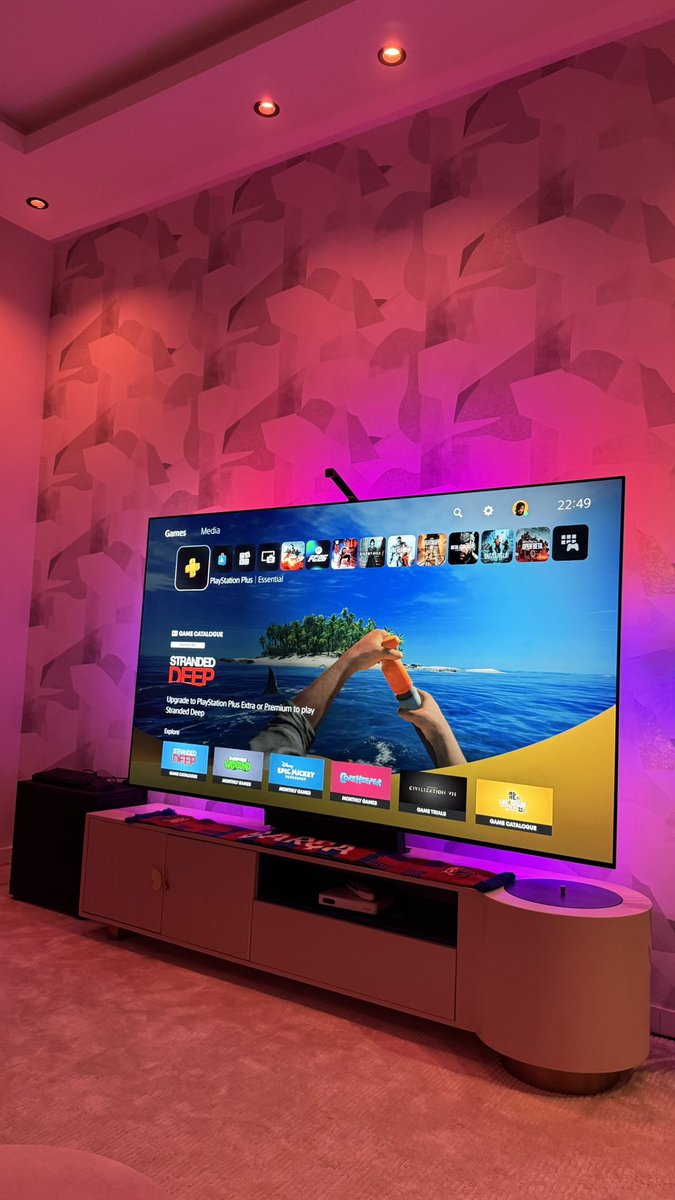 𝐅𝐄𝐑𝐀𝐒 tweet media