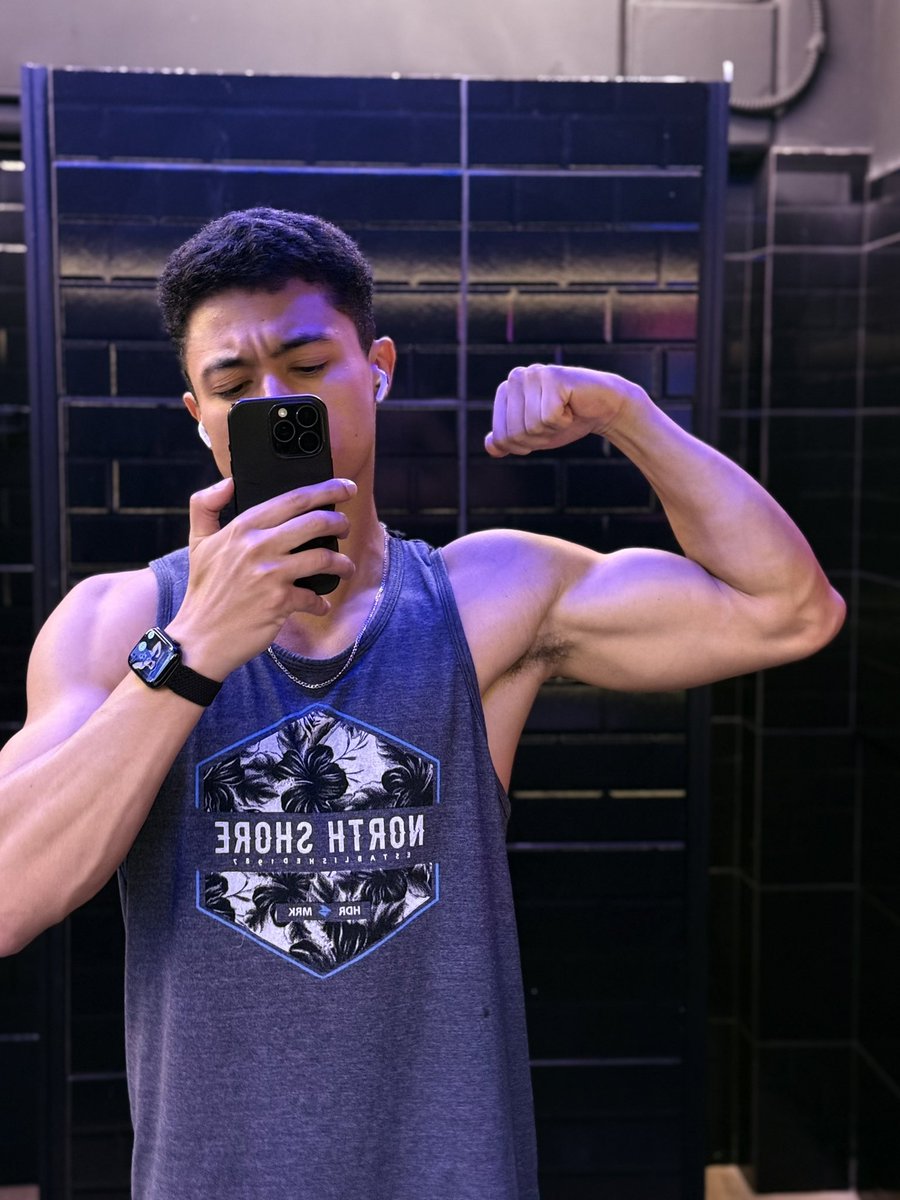 imitando emojis 💪🏼