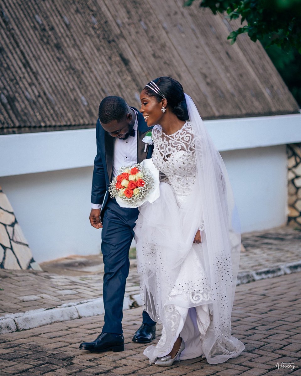 My favourite pictures from Crystal &amp; Julius’ white wedding❤️💍

Kindly RT!