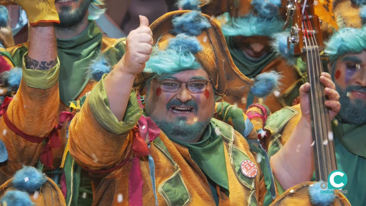 Ojalá llegar a ser tan feliz como este hombre cuando está actuando #COAC2026C1