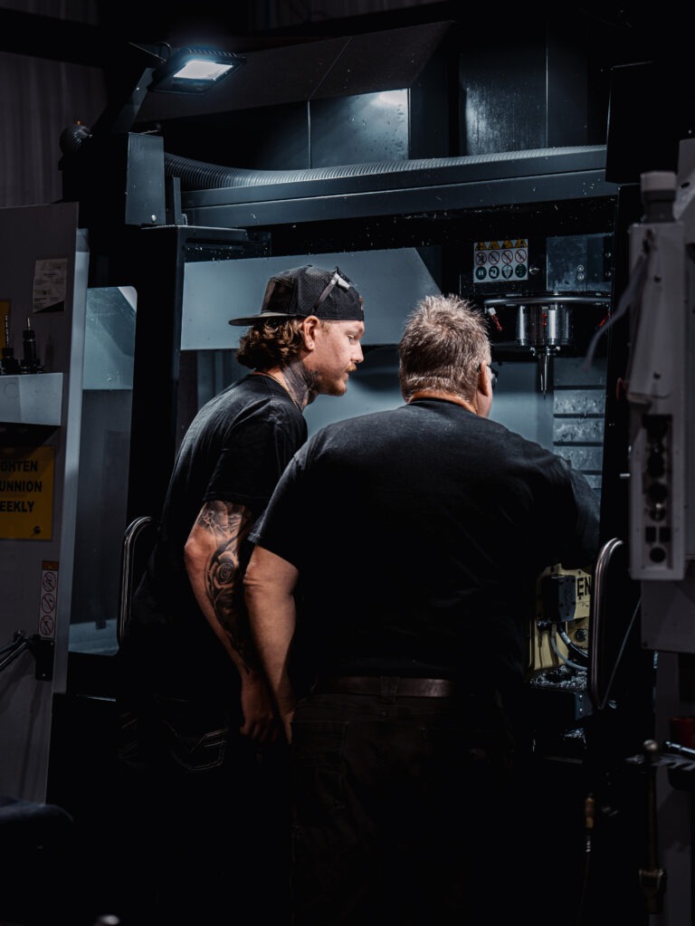 Mastercam's tweet image. Digital workflows. Advanced multiaxis machining. Serious precision gains.

#CatamountMachineWorks' shift to #Mastercam 2026 unlocked a whole new level of performance.

Learn more: bit.ly/4jQzGGj

#ChallengeAccepted