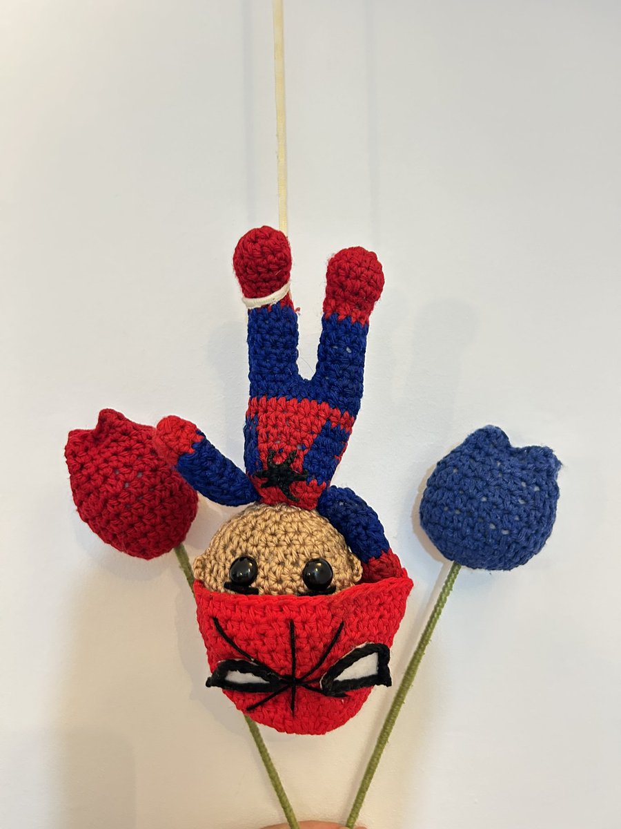 m🏳️🌈 (floreta’s fan account💘) tweet media