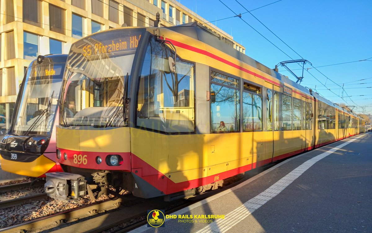 dhdrailseu's tweet photo. THE WORKHORSE IN TULLASTRAẞE 

Several shots of the AVG's Siemens GT8-100D/2S-M trams. 

These tram-trains serve as the workhorses of the Karlsruhe Stadtbahn and operate on multiple lines. A total of 86 cars are deployed throughout the network, connecting Karlsruhe with... https://t.co/kz8bSVJDvr