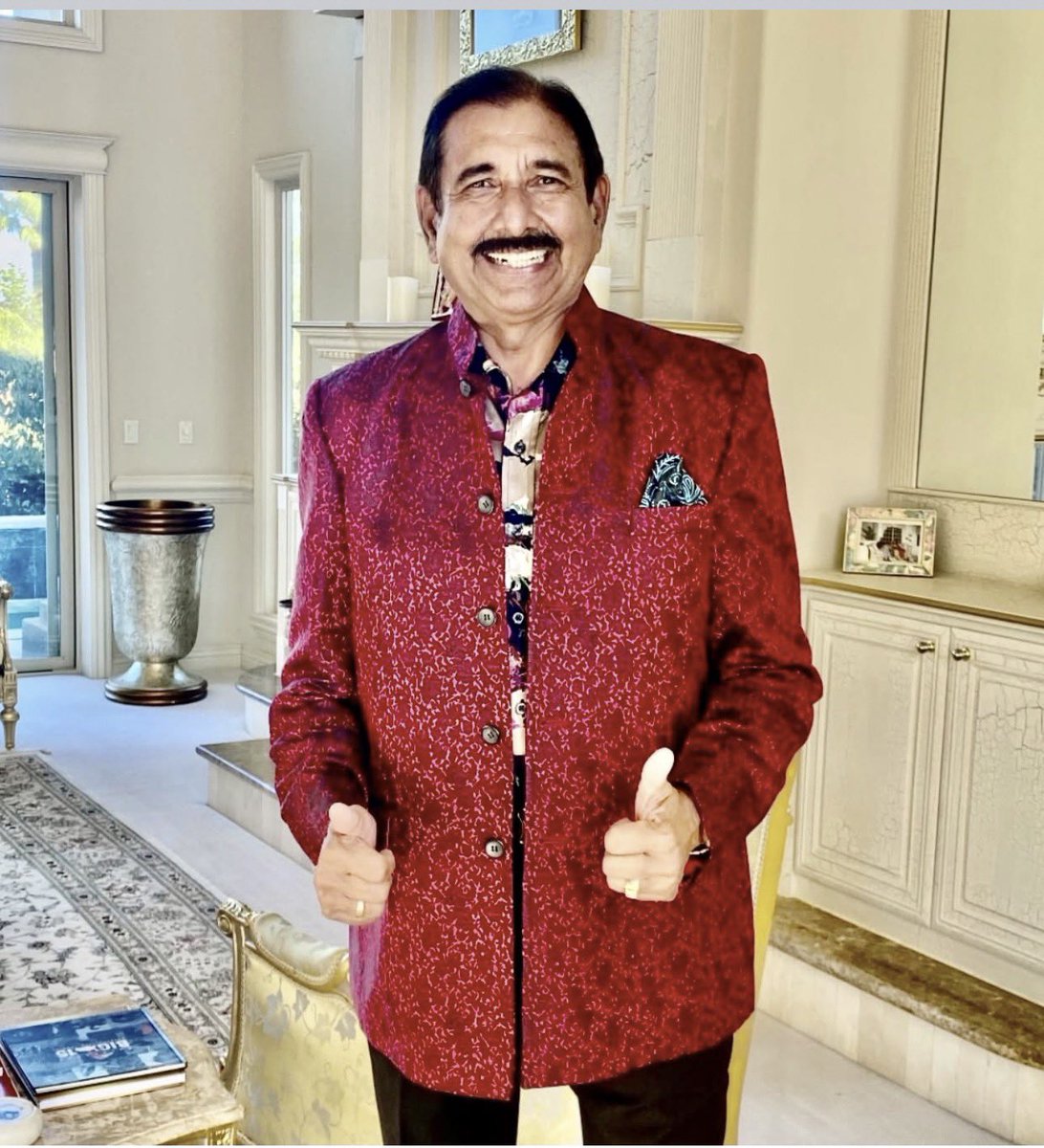 Future is here.  Check it out!!! 

app.myclone.is/vinneychopra