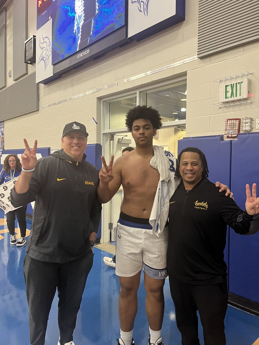 Thomas Ford Jr tweet media