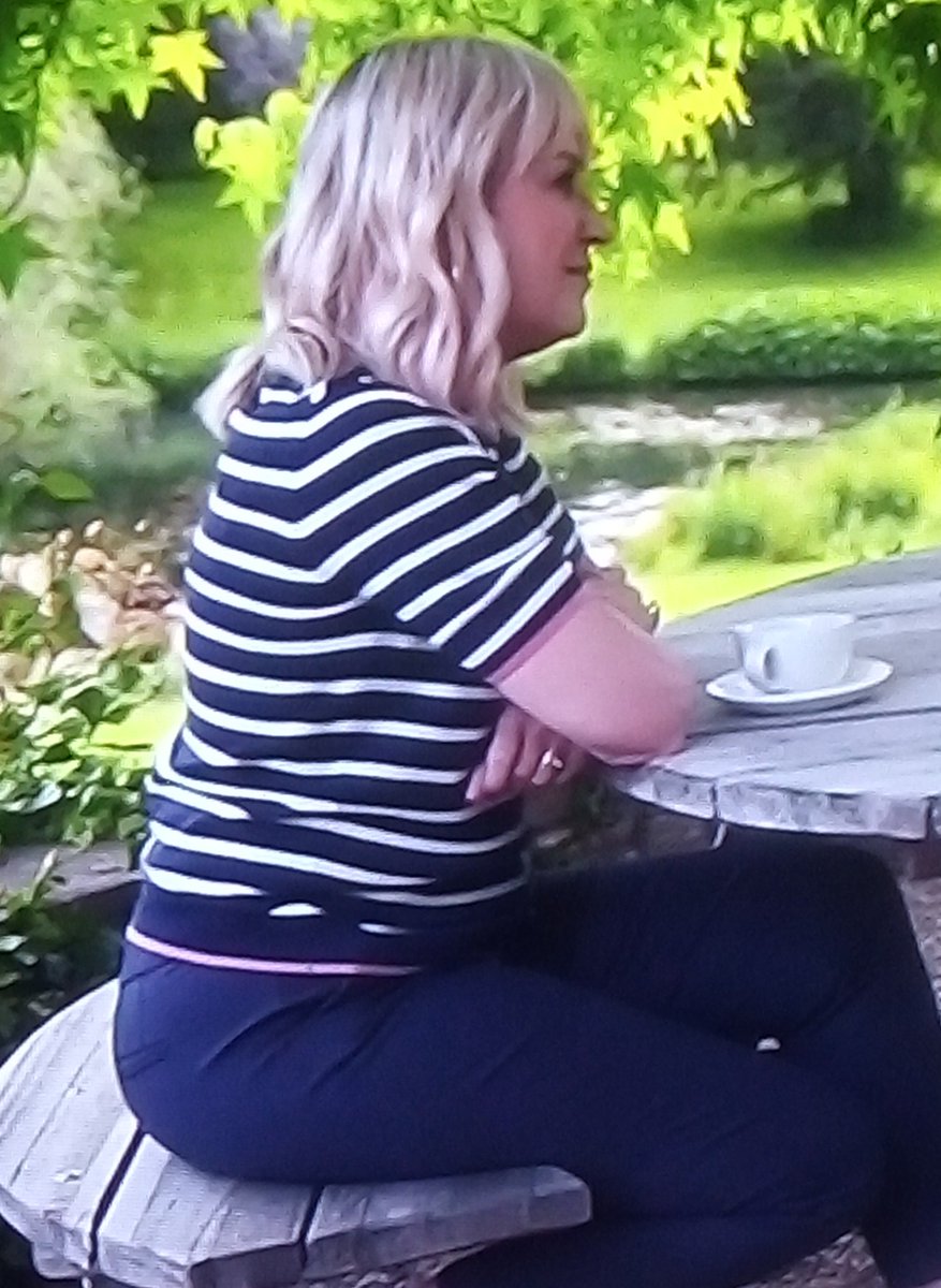 backsideviews's tweet image. Seat on the seat 🍑