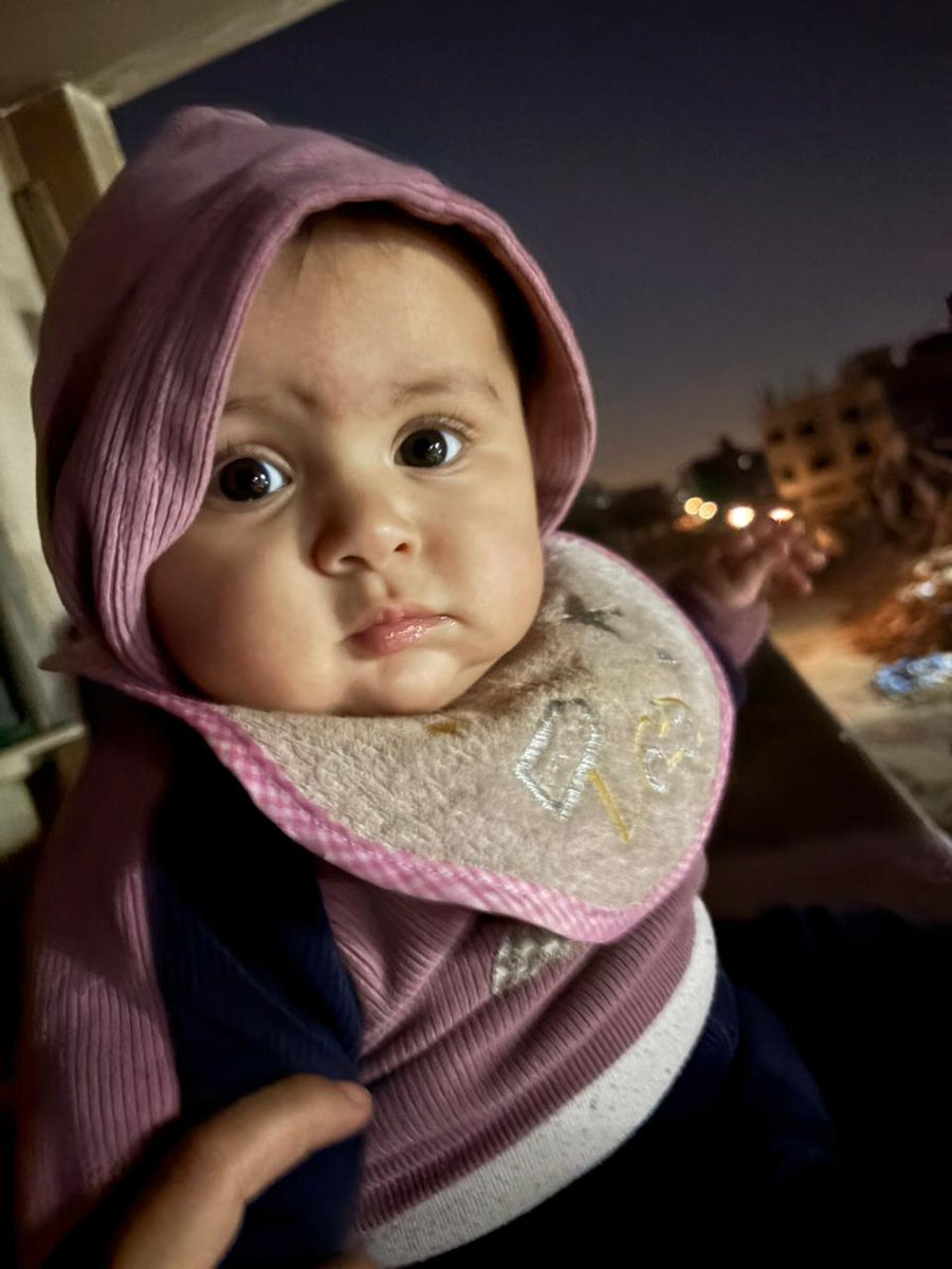 HIBABA1312's tweet photo. No donations for four days. Hiba needs your support to eat like other children. Please donate and share. Your donation will save an entire family.
https://t.co/4WOGGCU8q1 https://t.co/nhYTUr3zKd
